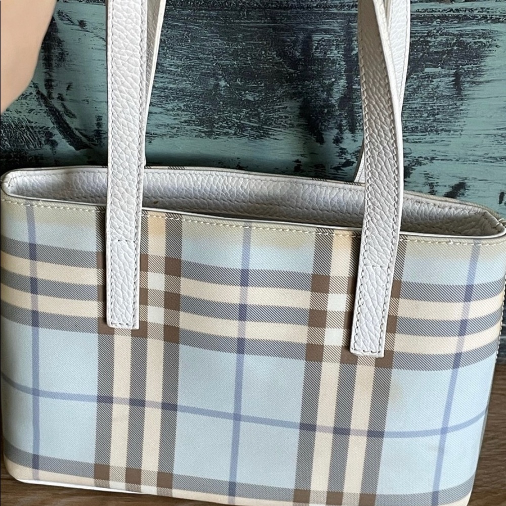 Burberry shoulder bag, small size